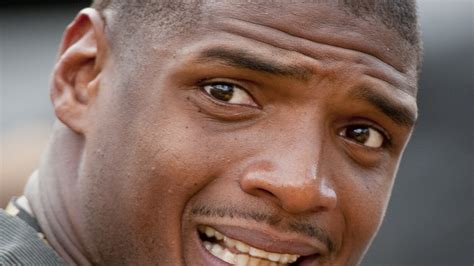 Espn Clumsily Moves On From Michael Sam Shower Report Nbc Sports