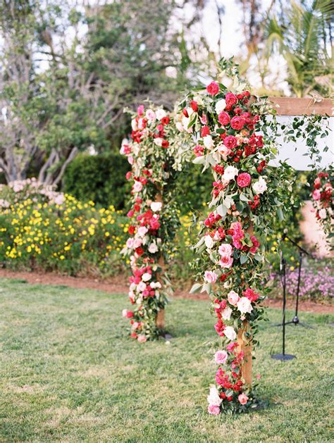 Red Done Oh So Right In This Rancho Valencia Resort And Spa Wedding