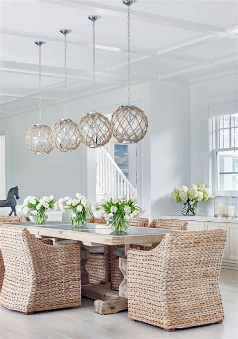 21 Coastal Designer Dining Rooms