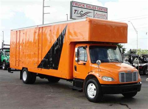 Freightliner Business Class M2 106 26ft Moving Box Truck With Peak