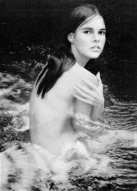 Ali Macgraw S And S In Ali Macgraw Glamour Shots Timeless Beauty