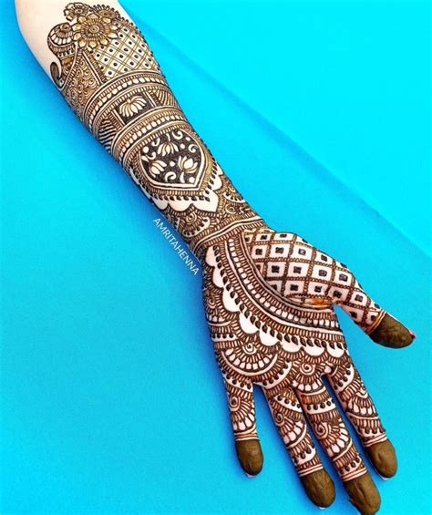 Standard Full Hand Arabic Mehndi Designs Crayon
