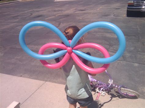 You're not an expert balloon twister (and you don't strive to be one). Pin by Brandy Kimani on balloon art | Balloon animals ...