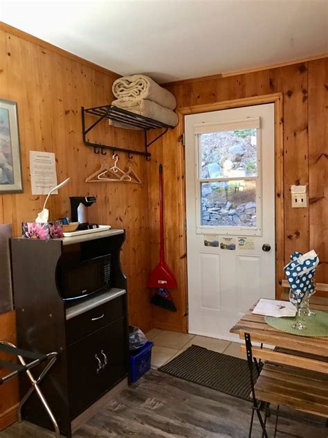 Knotty Pine Cottages Updated April 2024 17 Photos 39111 Cabot