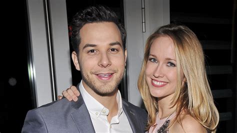 Pitch Perfect Wedding Skylar Astin And Anna Camp Pictures Glamour Uk