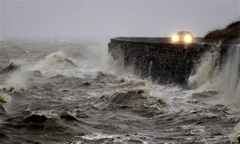 Flood Hit Uk Must Prepare For More Extreme Weather Says Climate