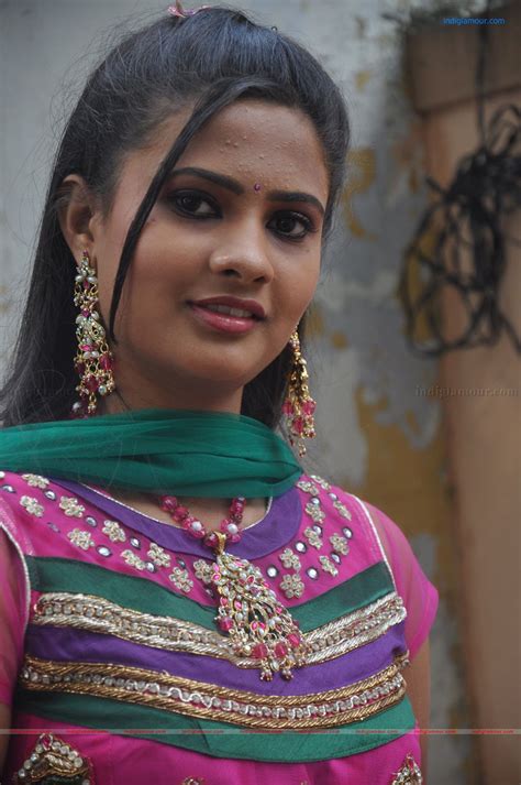 Sri Shalini Actress Photoimagepics And Stills 176438