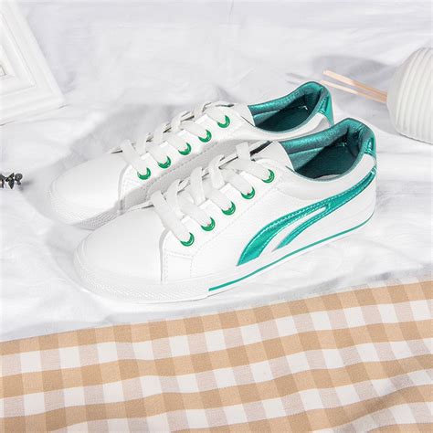 2019 White Tennis Women Shoes Canvas Female Sneakers Platform Flats
