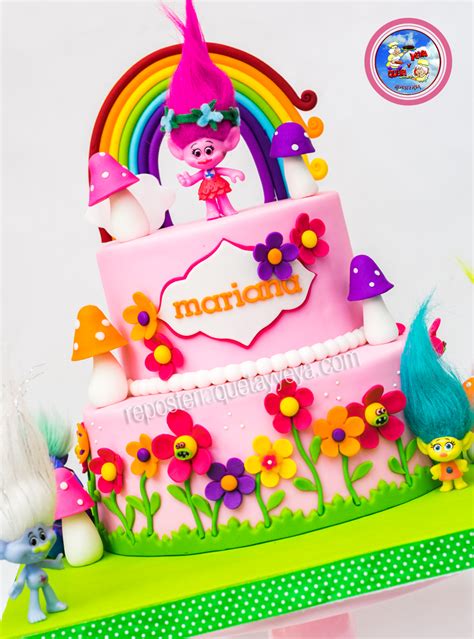 Torta trolls - trolls cake | Trolls birthday party cake, Trolls ...
