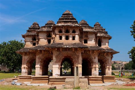 20 Best Historical Places of Karnataka to Explore the Rich Heritage of ...