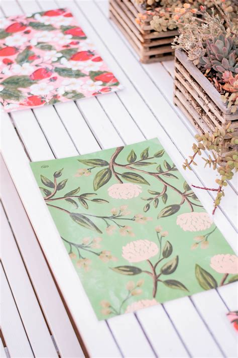Diy Laminated Placemats Home Decor Tutorials Love And Specs