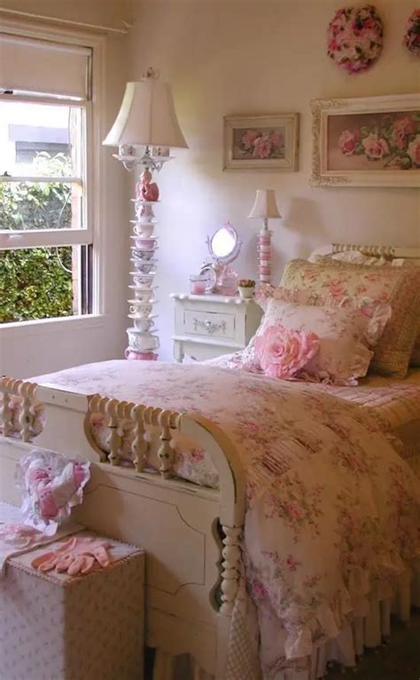 33 Sweet Shabby Chic Bedroom Décor Ideas Digsdigs