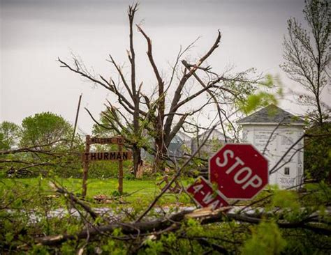 Tornadoes Deadly Storms Hit The Midwest Photos Abc News