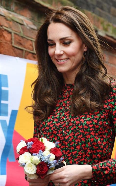 The Duchess Of Cambridge Gets In The Festive Mood In A Dress By Vanessa Seward Duchess Of