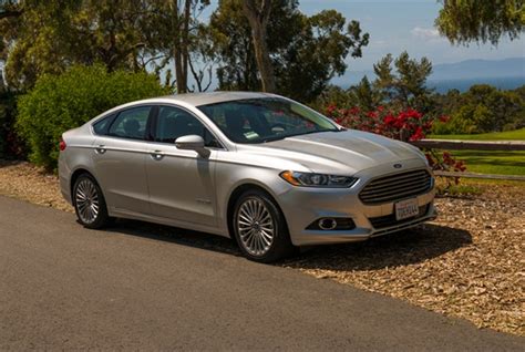 2014 Ford Fusion Hybrid Sedan Driving Notes Government Fleet