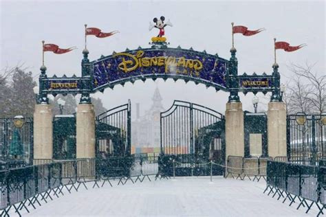 Disneyland Paris To Reopen In April Travelobiz