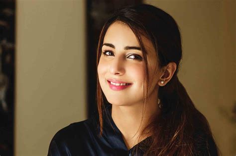 Actress Ushna Shah Apologises To Doctors After Facing Backlash On