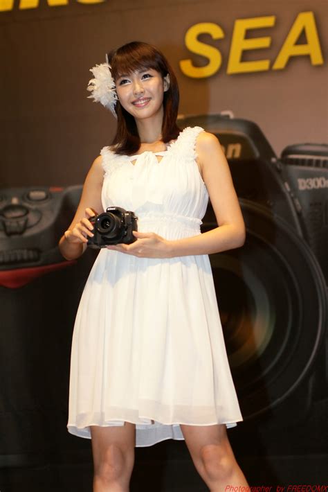 Kang Yui At Nikon Digital Live Part Hot Box Wallpapers