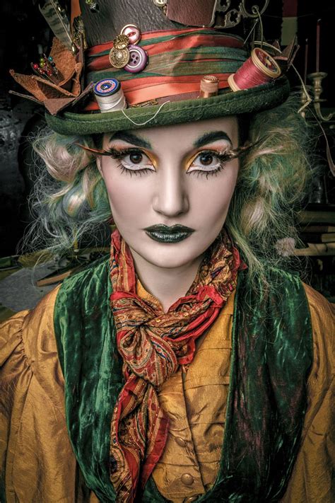 Mad Hatter Make Up The Hatter Mad Hatter Costumes Mad Hatter Tea