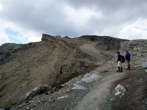 Passo Falzarego Lagazuoi Trail Near Cortina Dampezzo Best Hiking
