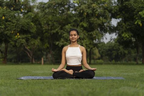 Yoga Asanas Dalam Agama Hindu Yoga Poses Vrogue Co