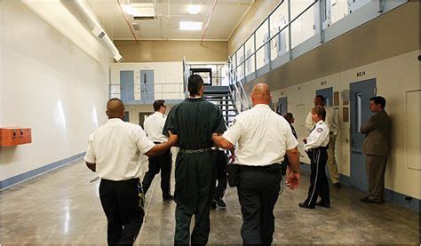 Naacp Lawsuit Targets Arizona Private Prisons Accuses State Of