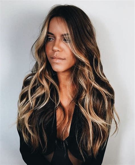 Image instagram/album_natsumi the blonde highlights by the sides of your face also help frame your cheeks and give you this more angular look. Pin by Kory DeNato on hair | Hair styles, Balayage hair ...
