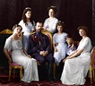 The Romanov Family 1913. | Romanov family, Anastasia romanov, Tatiana ...