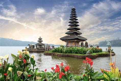 Tujuan Dan Tempat Wisata Di Indonesia Yang Hits Dan Mendunia