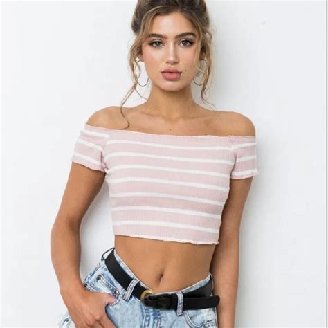 Off Shoulder Sexy Striped Top Tees Cropped Women Short Sleeve Crop Tops Jumper 2018 Summer Femme