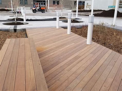 Red River College Ipe Wood Deck And Fastening Deck Builders