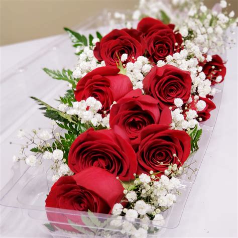 Dozen Red Roses Wrapped Bouquet In Derby Ks Perfect Petals