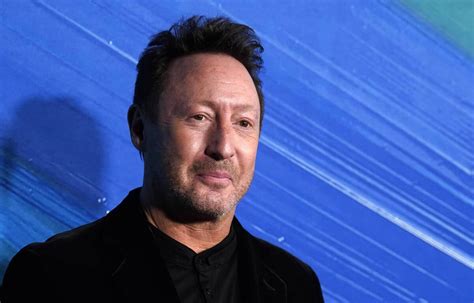 Beatles Julian Lennon Vend Des Souvenirs Aux Enchères Sous Forme De Nft