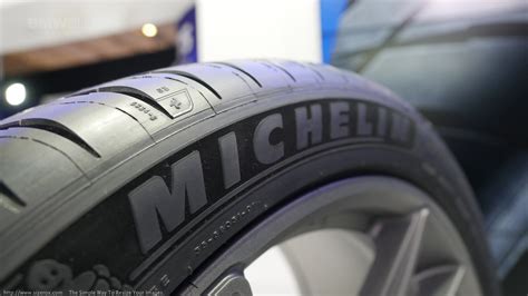 1 michelin pilot sport ps2 235/35r19 91y max performance summer uhp tires. Michelin introduces the PS4S at 2017 Detroit Auto Show