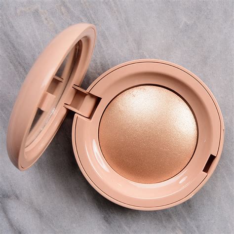 Rare Beauty Exhilarate Positive Light Silky Touch Highlighter Review