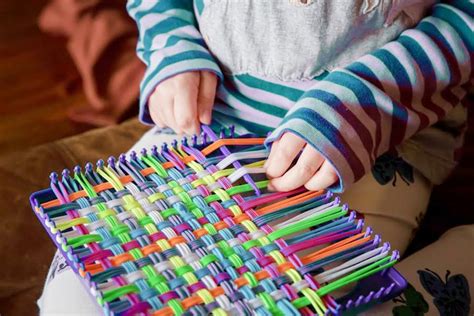 The Best Weaving Loom Kits For Beginners Marching North