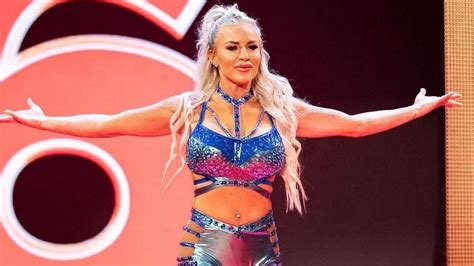 Dana Brooke Publicly Thanks Male WWE Star After Calling For A Divorce On RAW