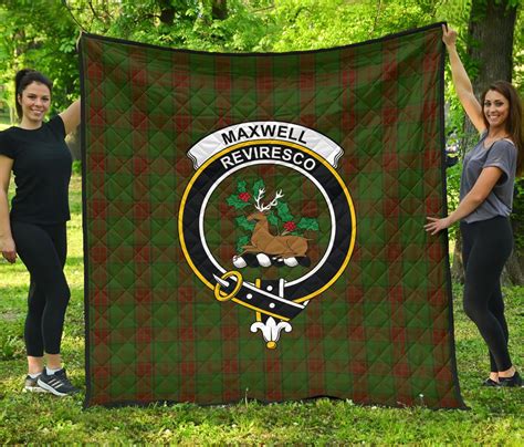 Scottish Maxwell Hunting Clan Crest Tartan Quilt
