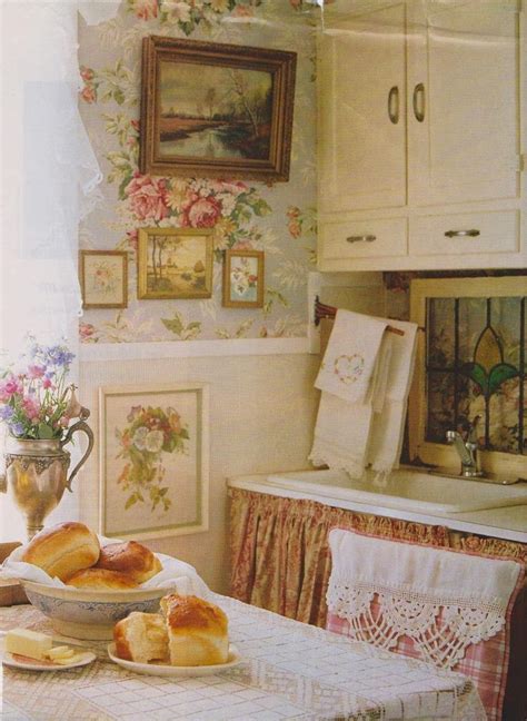 Eye For Design Decorating Vintage Cottage Style Interiors