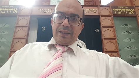 על פסוק הפתיחה של פרשתנו, שופטים ושוטרים, מובא במדרש 1 משל למלך שהיו לו בנים הרבה והיה אוהב את הקטן יותר מכולן. פרשת שופטים ושוטרים תשעט / והרמבם בהלכות תשובה - YouTube