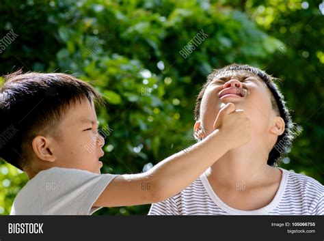 Punch On Face Image And Photo Free Trial Bigstock