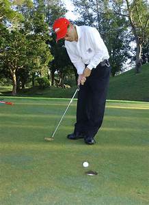 File Golf Player Putting Green 2003 Jpg Wikimedia Commons