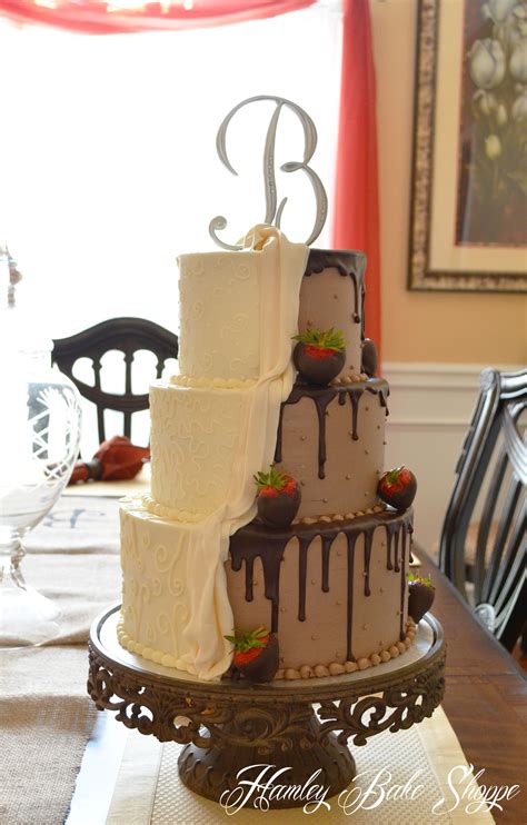 Combined Wedding And Grooms Cake The Bride And Groom Wanted To Do A