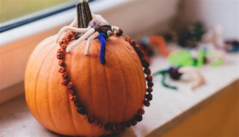 how do people celebrate halloween around the world yolla