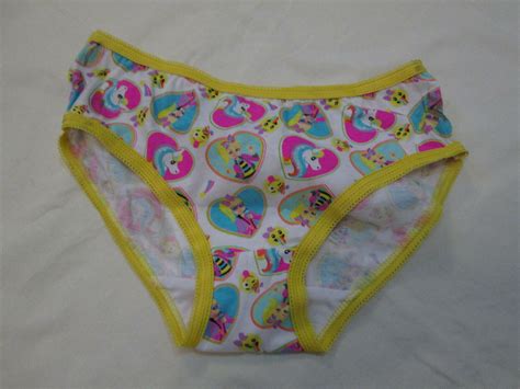Nickelodeon JoJo Siwa Girls Bikini Panties Size Nwot PLEASE SEE