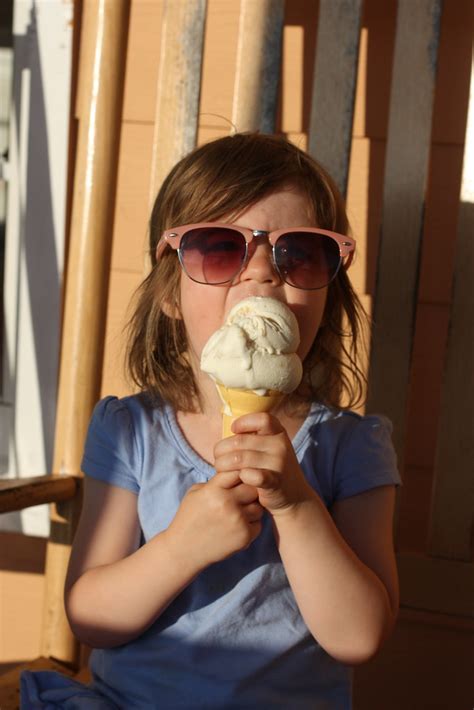Img Her First Ice Cream Cone All To Herself No Drips Flickr