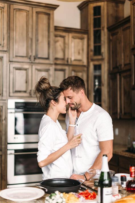 7 Fun Ideas For A Date Night At Home Hello Fashion Couples Dating Married Couple