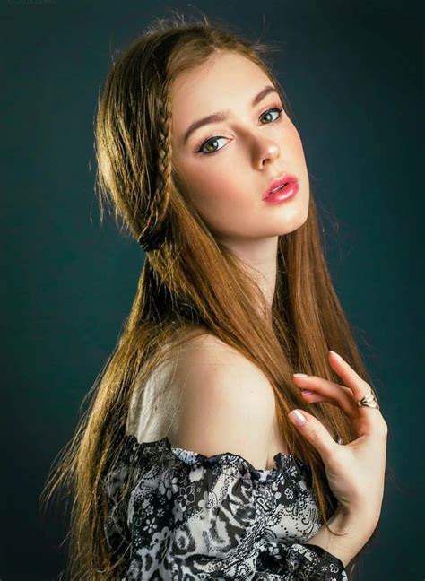 Aleksandra Girskaya Gorgeous Women Women Model