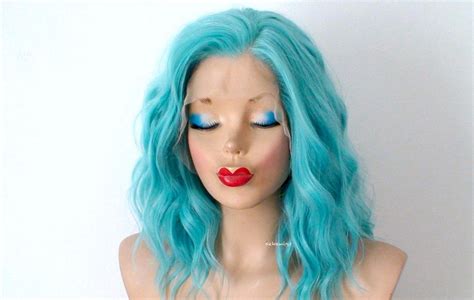 16 Lace Front Lace Part Pastel Turquoise Short Wavy Hairstyle Wig