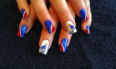 Nfl Nail Art 49ers Broncos Patriots And Seahawks Nail Designs